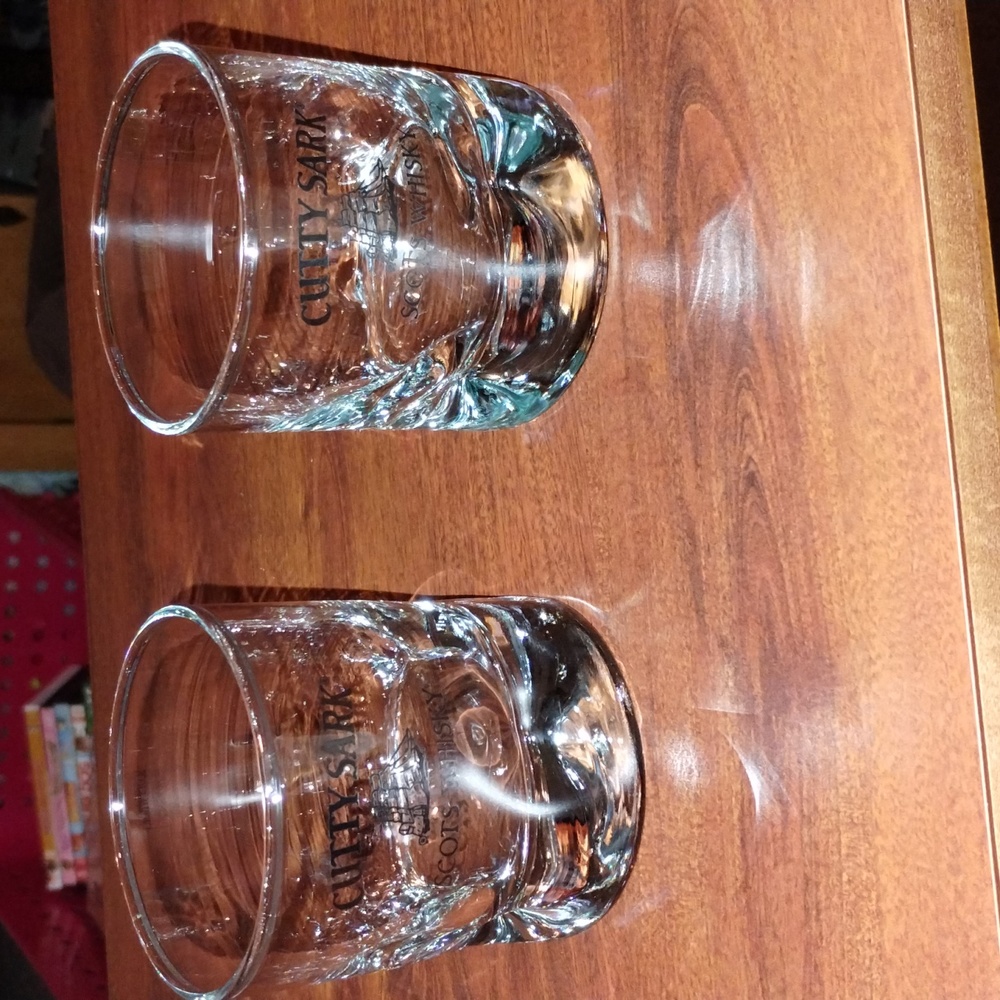 2 Whiskey Glasses "Cutty Sark" Scots Whiskey